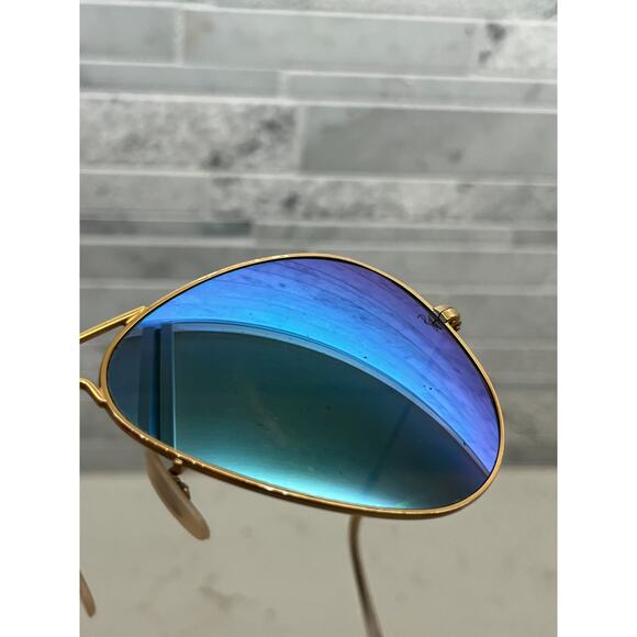 Ray-Ban Unisex Gold Blue Aviator Sunglasses RB3025 112/17 58-14 Light Scratches - Picture 3 of 7